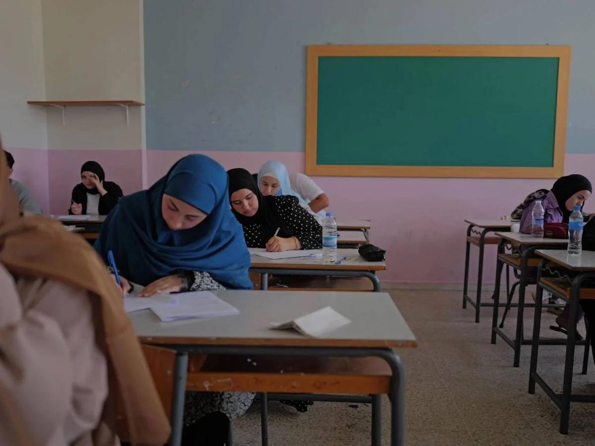 طلاب في مدرسة رسمية في بلدة البازورية جنوب لبنان، في 3 تموز 2024. (الصورة تعبيرية – تصوير: ماتيو كرم/لوريان لو جور) طلاب في مدرسة رسمية في بلدة البازورية جنوب لبنان، في 3 تموز 2024. (الصورة تعبيرية – تصوير: ماتيو كرم/لوريان لو جور)