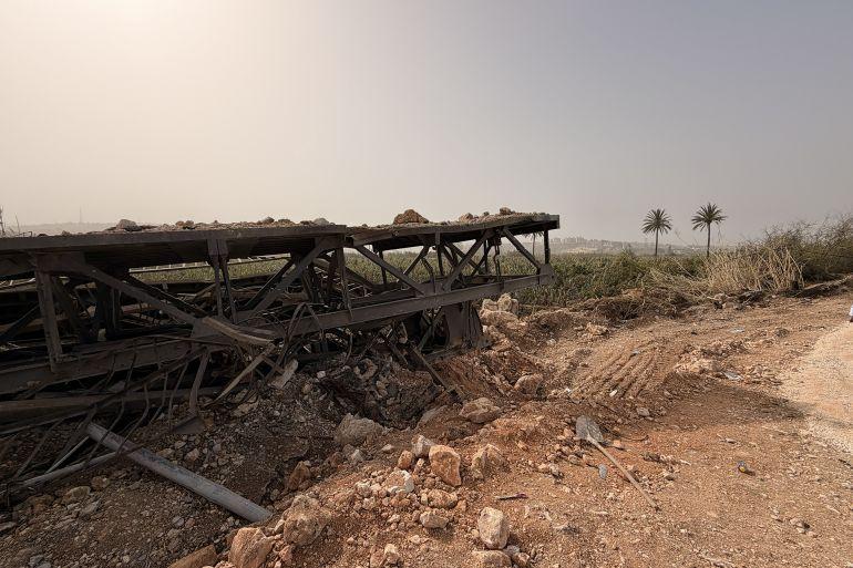 The Qasmiyeh Bridge in the Tyre district in southern Lebanon was targeted by Israeli airstrikes. The Qasmiyeh Bridge in the Tyre district in southern Lebanon was targeted by Israeli airstrikes.