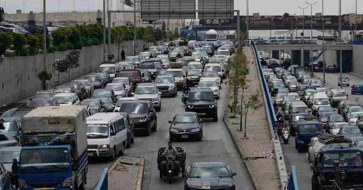 Citizens return to South Lebanon following the ceasefire.