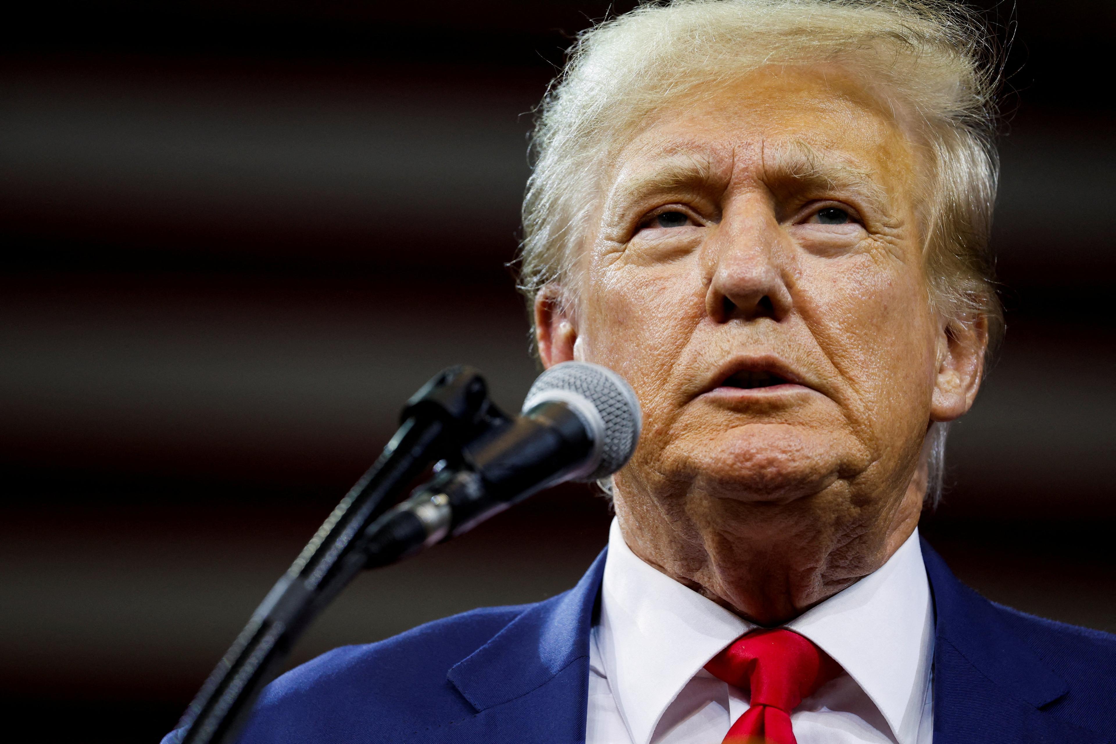 قد أضافت تصريحات ترامب حالة من عدم اليقين للأسواق العالمية. قد أضافت تصريحات ترامب حالة من عدم اليقين للأسواق العالمية.