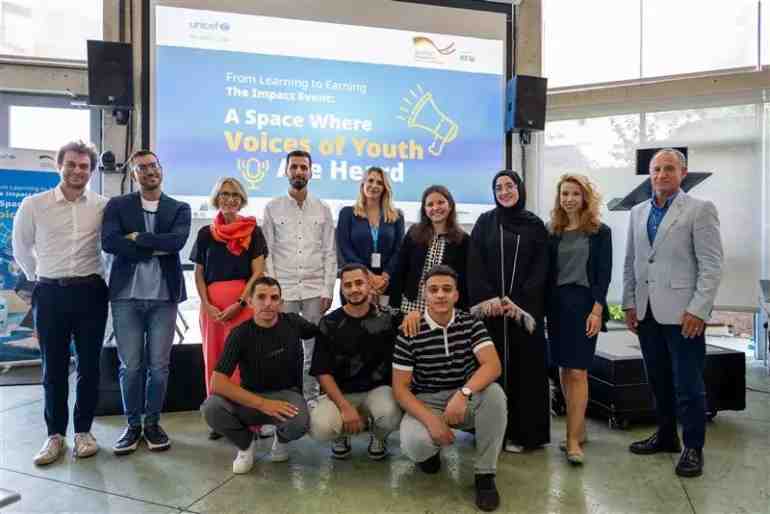 The Learning to Earning initiative has equipped thousands of young people with practical skills. (Source: UNICEF)