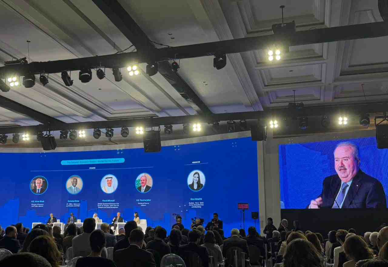 أكد رئيس الجمهورية عون للمسؤولين المشاركين أن المؤتمر يشكّل “فرصة لتأكيد الدور الاقتصادي للبنان مع بداية تعافيه بعد سنوات من الأزمات”.